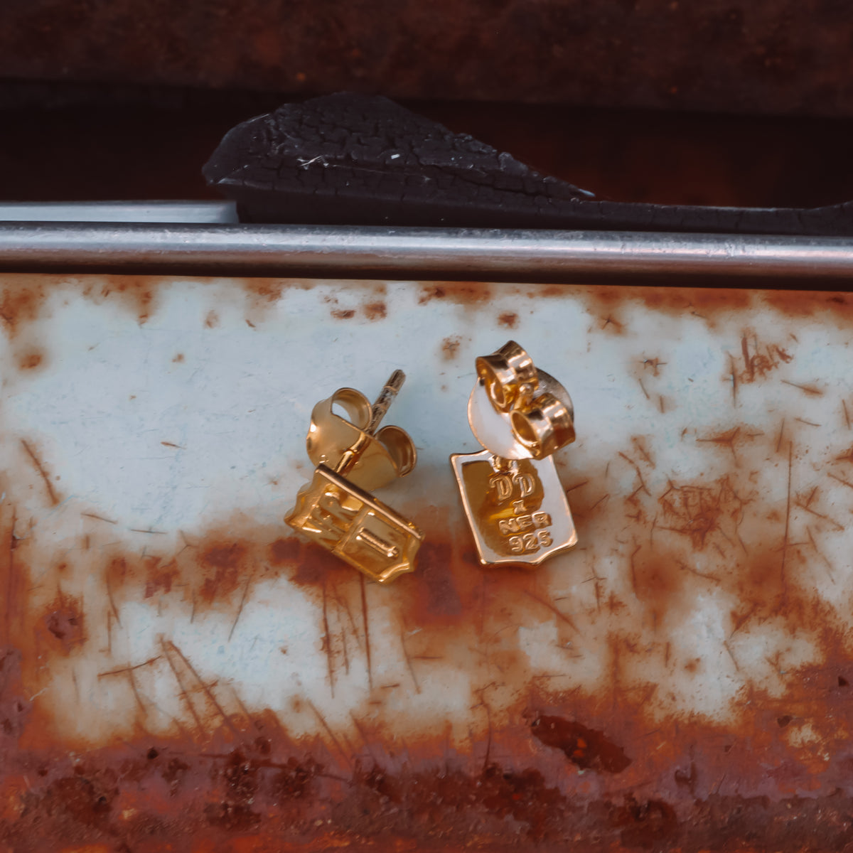 'NFR' Mini - 18K Gold